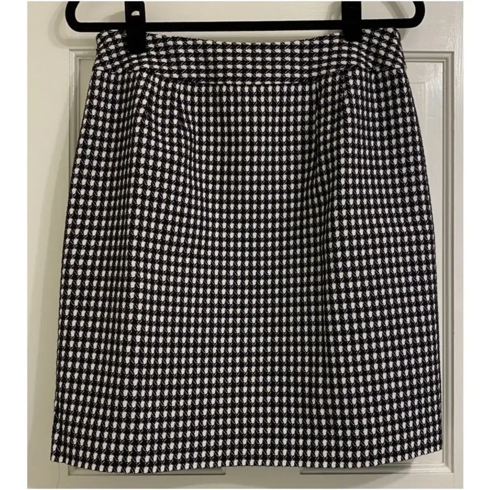 Ann Taylor Tweed Mini Skirt Black White Houndstooth A-Line Women’s Size 6 - Picture 5 of 9
